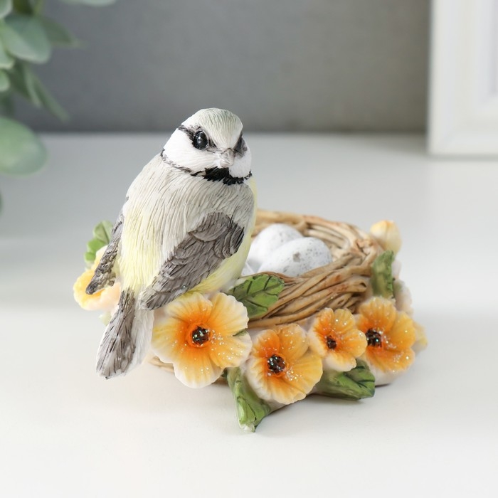 Сувенир полистоун Сувенир полистоун "Синичка в гнезде, с цветами" 11х8х7 см