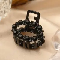 Крабик для волос &laquo;Мелани&raquo;, овал, 2.5 см, чёрный