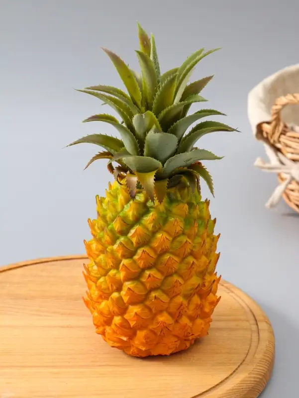 Муляж "Ананас" 22,5х9,5 см, жёлтый