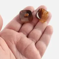 Пуговицы на ножке &laquo;Квадрат&raquo;, 22&times;22 мм, набор 5 шт., коричневые