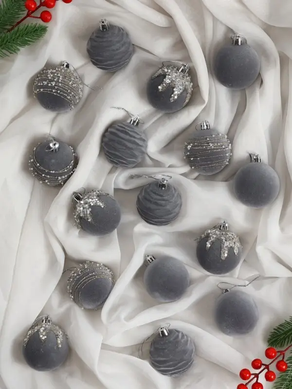 Набор шаров пластик d-6 см, 16 шт Набор шаров пластик d-6 см, 16 шт "Бархат. Маскарад" серый