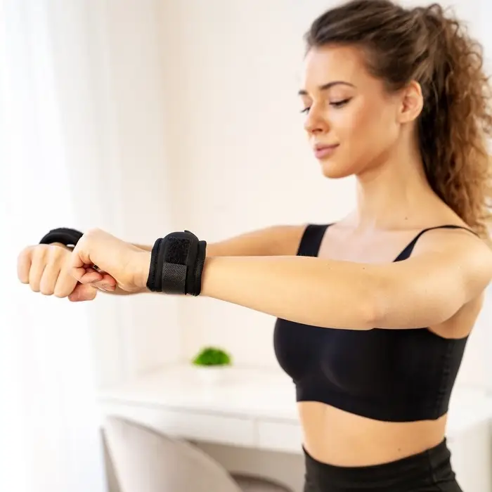 Утяжелители на запястье, 2 шт. &times; 300 г, цвет чёрный