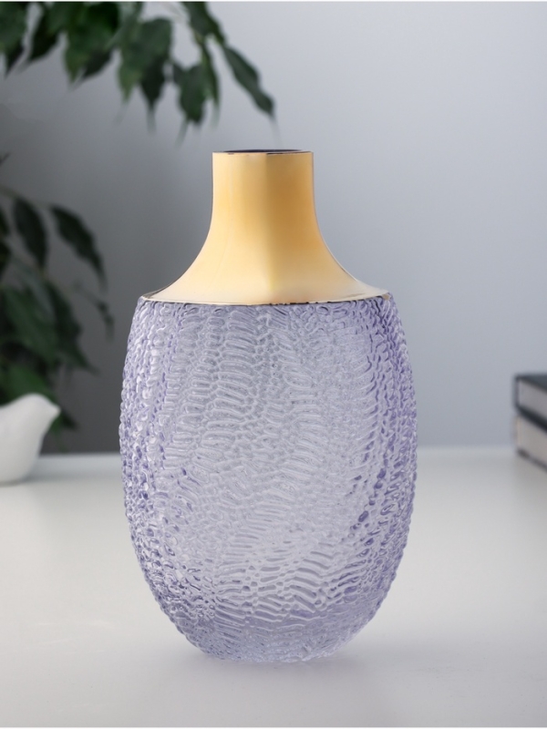 Ваза стекло настольная  Ваза стекло настольная "Кэли стиль" бутыль, d-4,5 см, h-23х12 см, сиреневый