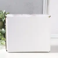 Фигурка полистоун лак &laquo;Жёлтый утёнок с красным сердцем&raquo;, 6.5&times;6.2&times;9.5 см