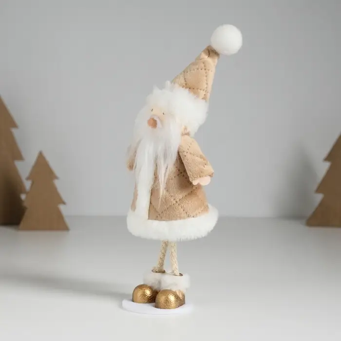 Фигурка &laquo;Дед Мороз в бежевой шубке&raquo;, 6.8&times;7&times;18.5 см