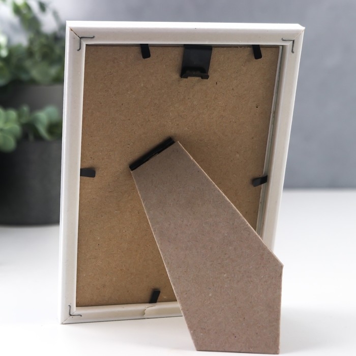 Фоторамка пластик 10х15 см 581 молоко (50/2000) Фоторамка пластик 10х15 см 581 молоко (50/2000)