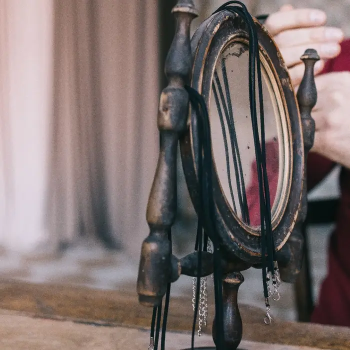 Шнурок из искусственной замши, 43 см + удлинитель, цвет чёрный Шнурок из искусственной замши, 43 см + удлинитель, цвет чёрный