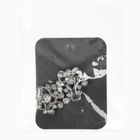 Зажим для кардигана "Ажур", завитки, цвет белый в серебре