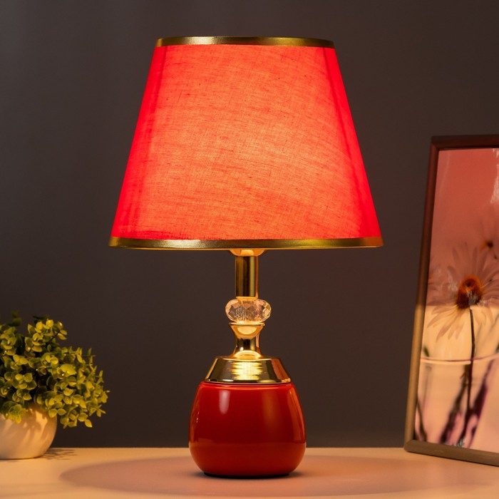 Настольная лампа Настольная лампа "Лейла" Е27 40Вт красно-золотой 25х25х41 см RISALUX