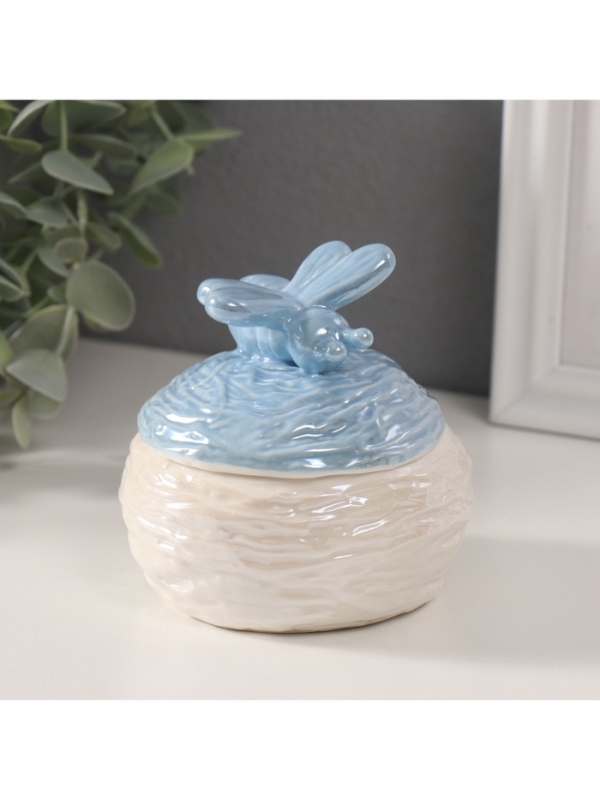 Шкатулка керамика Шкатулка керамика "Пчёлка на улье" голубой перламутр 8,5х8,5х8 см