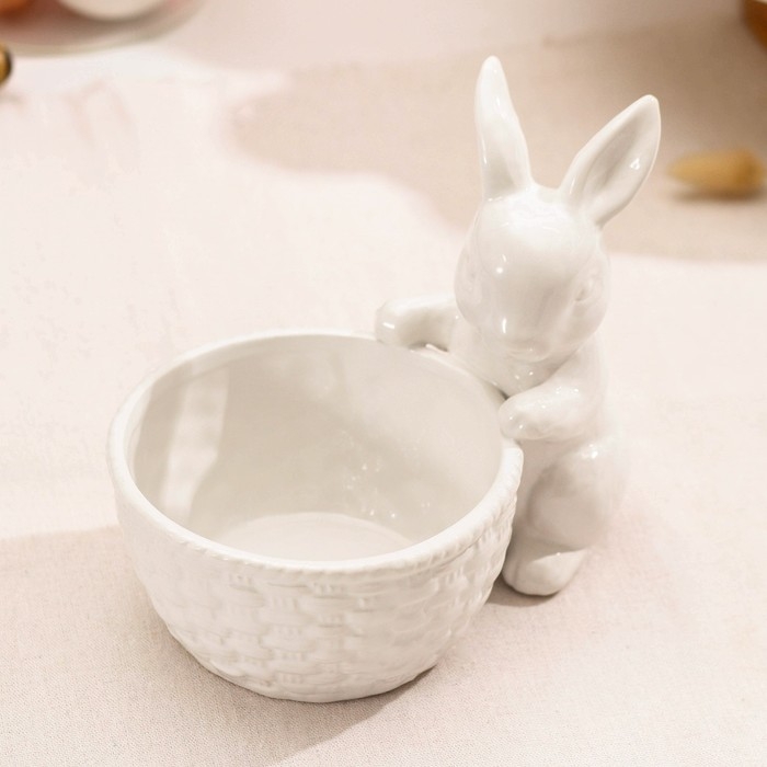 Конфетница Доляна «Зайка», 500 мл, 18,5×13,3×16,5 см, цвет белый