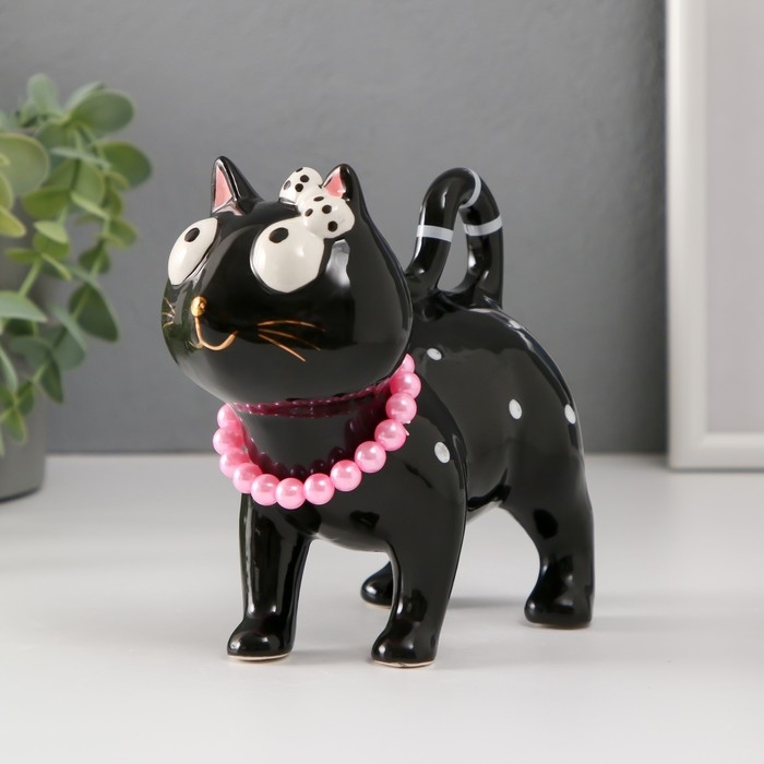 Сувенир керамика Сувенир керамика "Кошечка с бантом и ожерельем" чёрный 13,8х7,4х13 см
