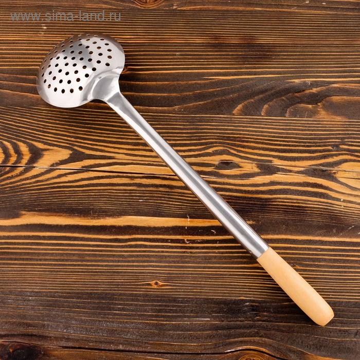 Шумовка для казана узбекская 47см, диаметр 12см, светлая деревянная ручка Шумовка для казана узбекская 47см, диаметр 12см, светлая деревянная ручка