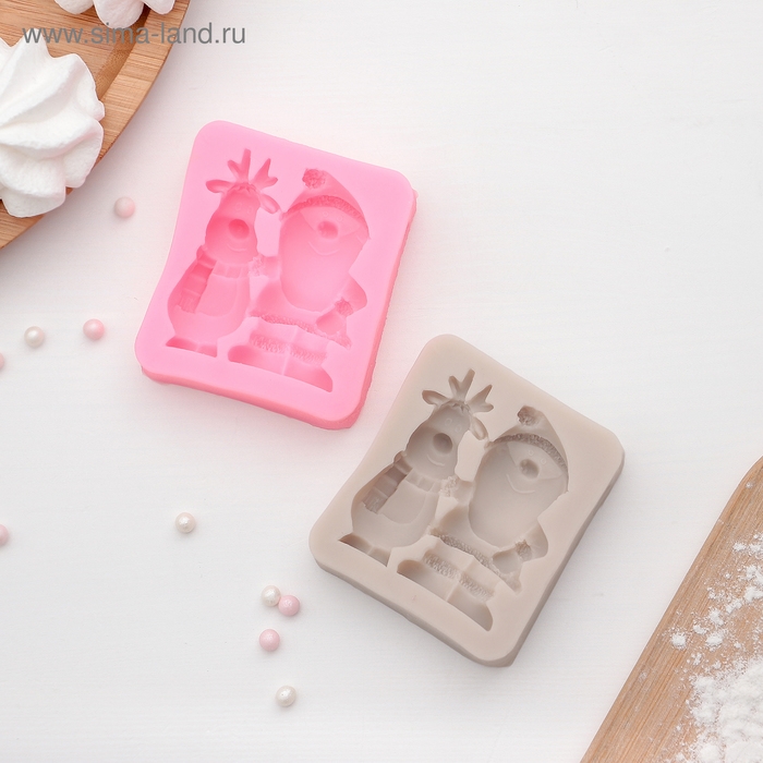 Молд новогодний «Дед Мороз и олень», силикон, 6,5×5,7×1,8 см, цвет розовый Молд новогодний «Дед Мороз и олень», силикон, 6,5×5,7×1,8 см, цвет розовый