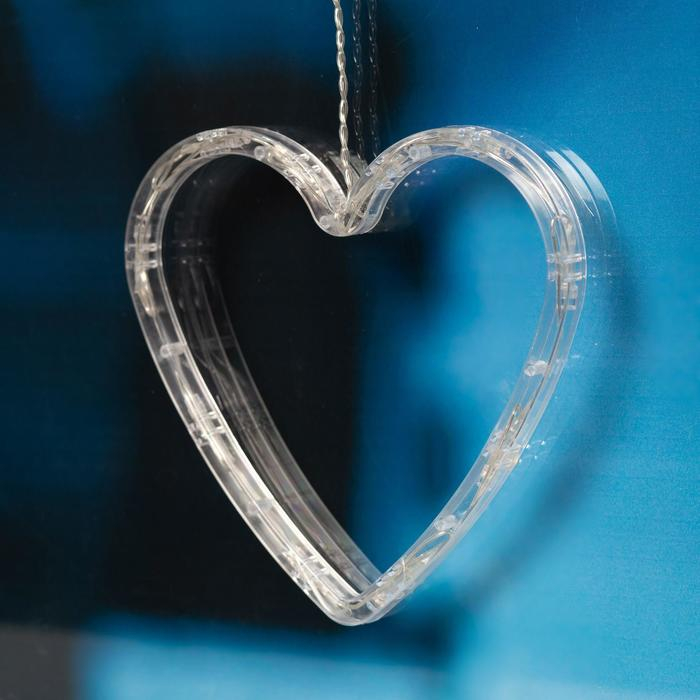 Гирлянда «Бахрома» 2.4 × 0.9 м с насадками «Сердце», IP20, прозрачная нить, 186 LED, свечение белое, 8 режимов, 220 В Гирлянда «Бахрома» 2.4 × 0.9 м с насадками «Сердце», IP20, прозрачная нить, 186 LED, свечение белое, 8 режимов, 220 В