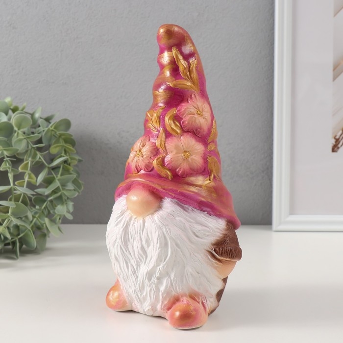 Копилка Копилка "Гном Сканди" высота 22,5 см, ширина 9,5 см, длина 11,5 см.