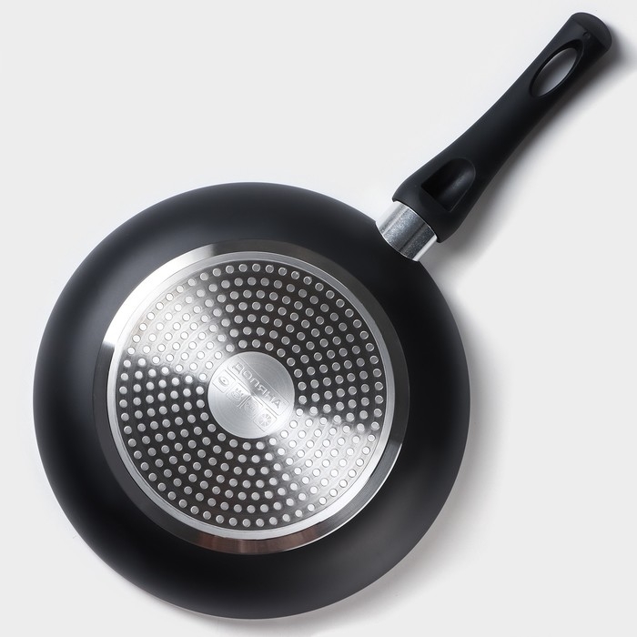 Сковорода Доляна Basic, d=26 см, пластиковая ручка, антипригарное покрытие, индукция, цвет чёрный Сковорода Доляна Basic, d=26 см, пластиковая ручка, антипригарное покрытие, индукция, цвет чёрный