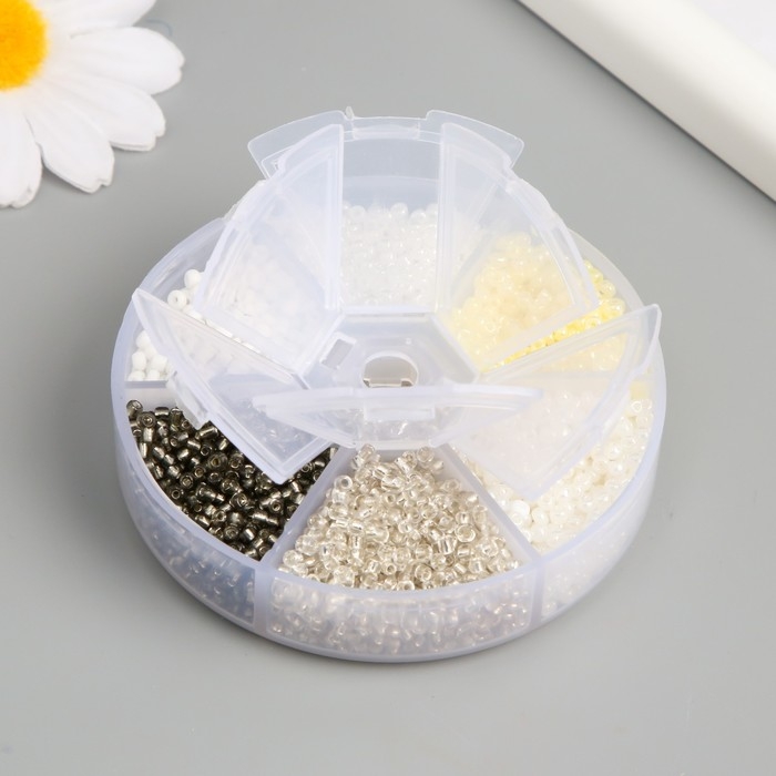 Бисер стекло 8/0 (3 мм) в шкатулке  Бисер стекло 8/0 (3 мм) в шкатулке "Белый" 6 цветов х 10  гр 8х8х2 см