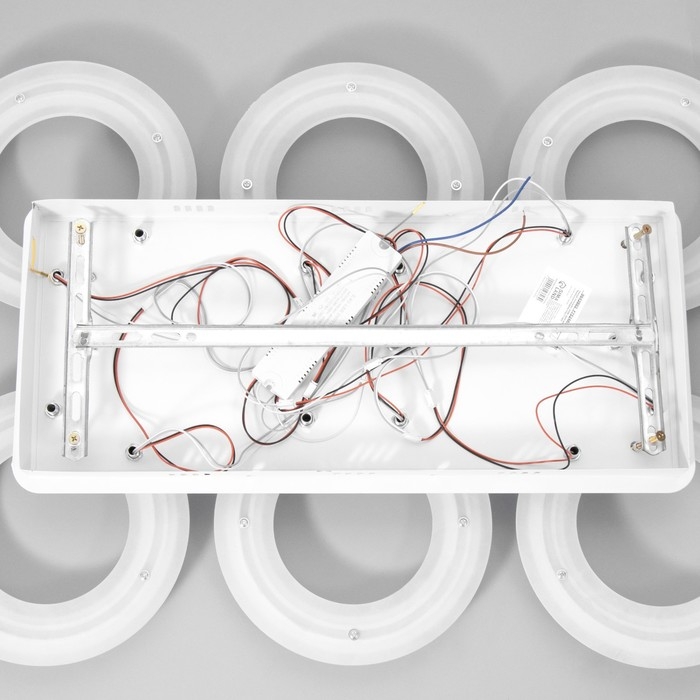 Люстра с ПДУ Люстра с ПДУ "Сонтана" LED 300Вт 3000-6000Вт белый 75х50х12см BayerLux