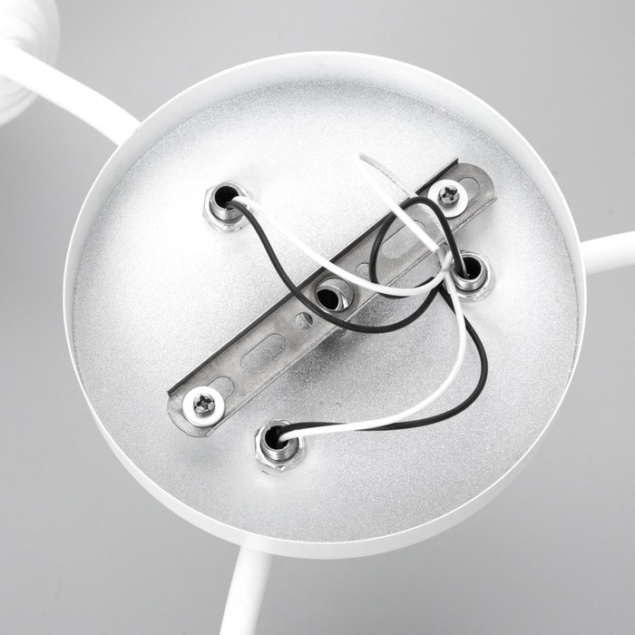 Люстра Оникс 3х15Вт E27 белый50х50х15см BayerLux Люстра Оникс 3х15Вт E27 белый50х50х15см BayerLux