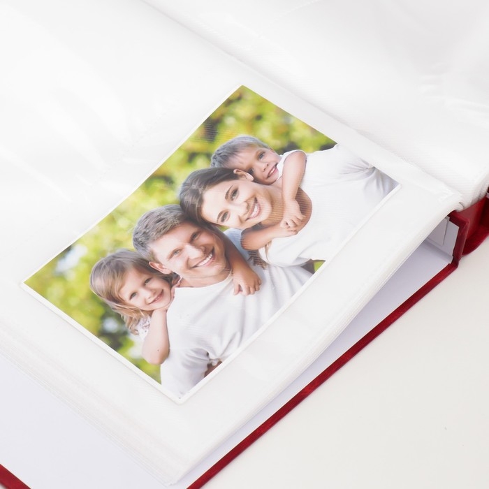 Фотоальбом на 200 фото 10х15 см Фотоальбом на 200 фото 10х15 см "Золотая розочка" МИКС 29,5х22,5х3,5 см