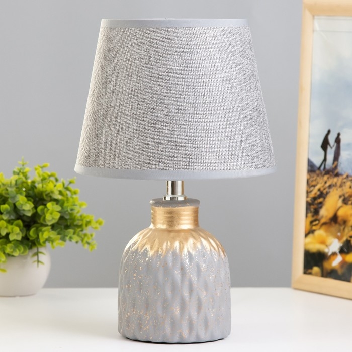 Настольная лампа Настольная лампа "Барил" 1хE14 серый 20х20х31 см RISALUX