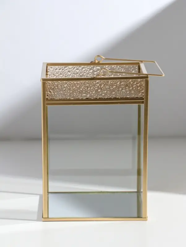 Подсвечник стекло, металл "Капли сверху" золотой 13,5х13,5х19 см