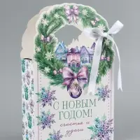 Коробка подарочная складная &laquo;Новогодний венок&raquo; 18&times;30&times;7 см