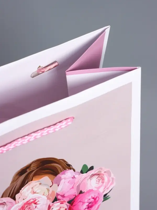 Пакет подарочный "Момент для себя" ламинированный 18 х 22,3 х 10 см