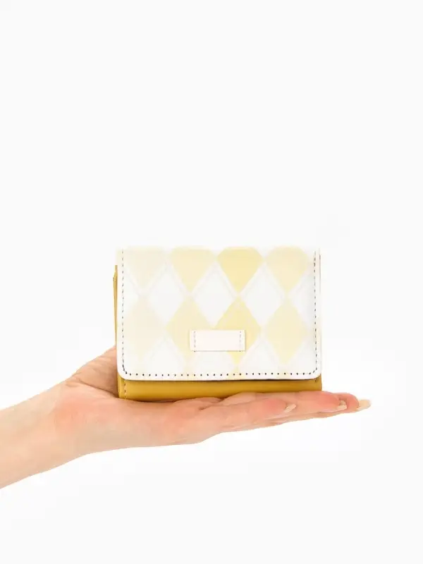 Кошелёк на кнопке, жёлтый