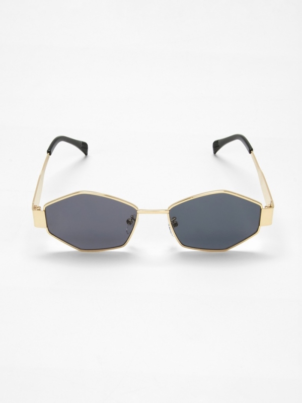 Очки солнечные, uv 400, ширина 14.6 см, дужка 13 см Очки солнечные, uv 400, ширина 14.6 см, дужка 13 см