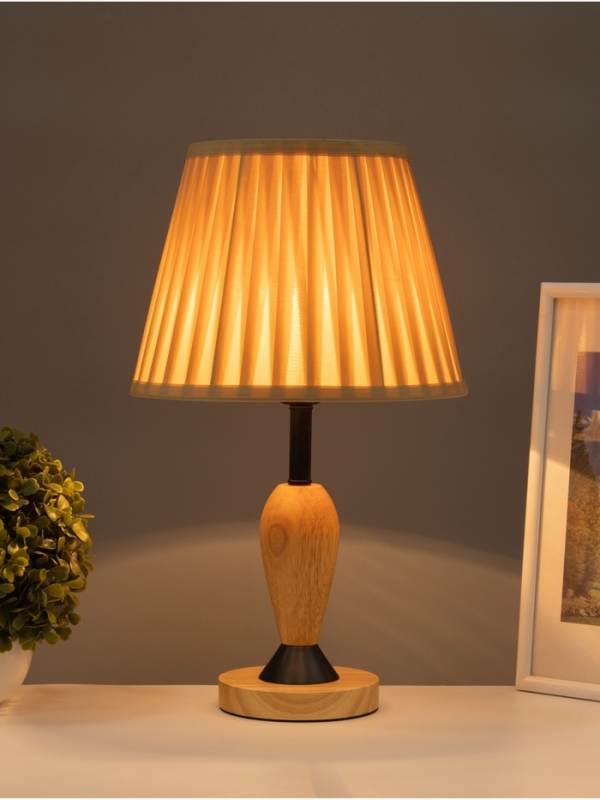 Лампа настольная BayerLux ЭКО Лампа настольная BayerLux ЭКО "Нина" 1х40Вт Е27 коричневый/черный 27х27х42см