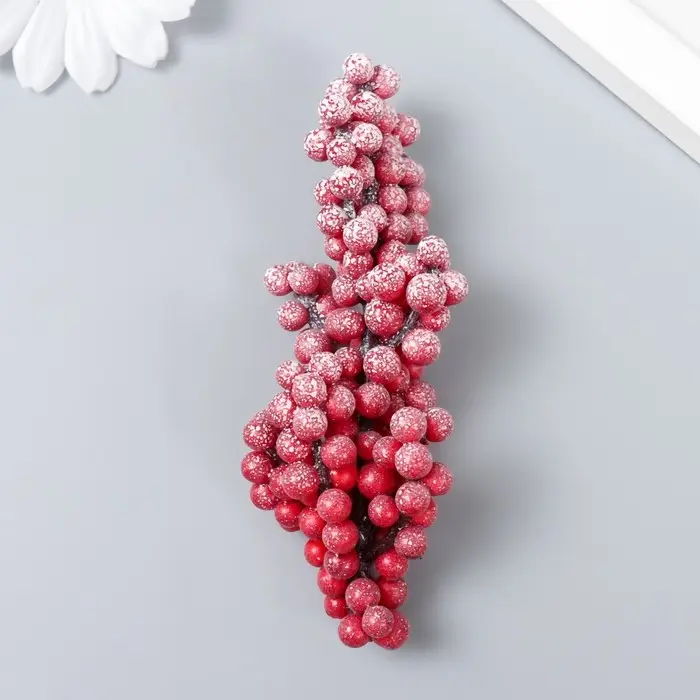 Декор для творчества веточка «Морозные красные ягодки» 9 см
