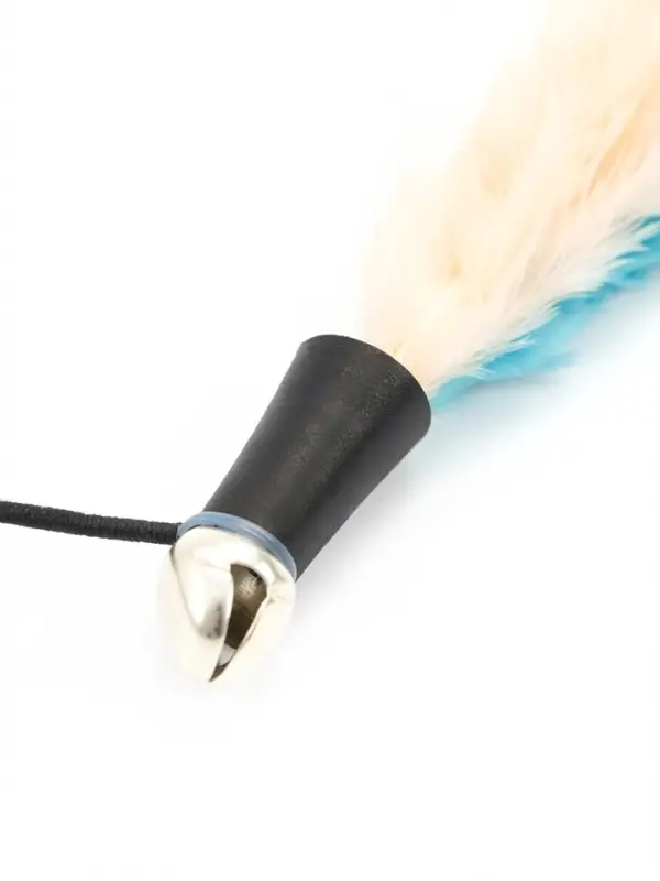 Дразнилка - удочка &laquo;Веселые перья&raquo;, на деревянной палочке, с бубенчиком