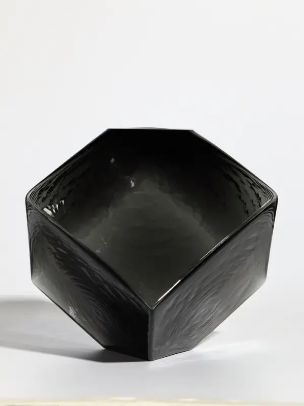 Ваза стекло настольная  Ваза стекло настольная "Джуди" 21х21 см, чёрный