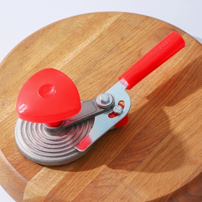 Закаточная машинка «Хозяюшка», улитка Закаточная машинка «Хозяюшка», улитка