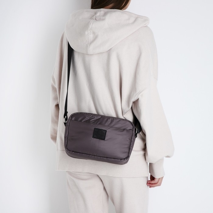 Сумка кросс-боди на молнии, цвет коричневый Сумка кросс-боди на молнии, цвет коричневый