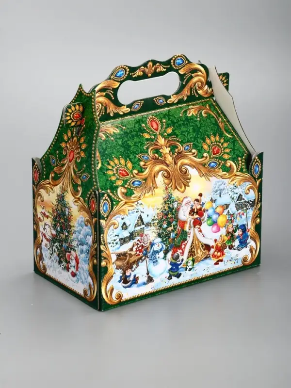 Подарочная новогодняя коробка «ЧУДО ТРОЙКА в золоте» 20×12×19 см Подарочная новогодняя коробка «ЧУДО ТРОЙКА в золоте» 20×12×19 см