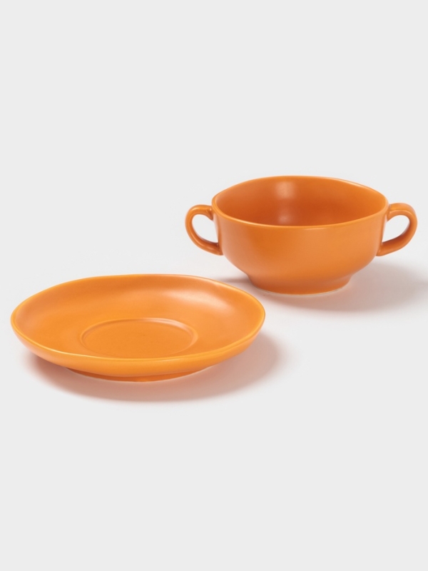Бульонница Magistro  Бульонница Magistro "Potter" 255мл 15х2,5 цвет оранжевый с блюдцем