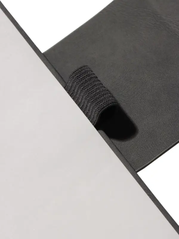 Ежедневник недатированный формат А5, с хлястиком, 96л, линия, пвх, Серый Ежедневник недатированный формат А5, с хлястиком, 96л, линия, пвх, Серый