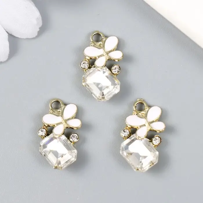 Декор для творчества металл, эмаль, стразы "Бабочка белая на кристалле" золото 1,4х2,1 см