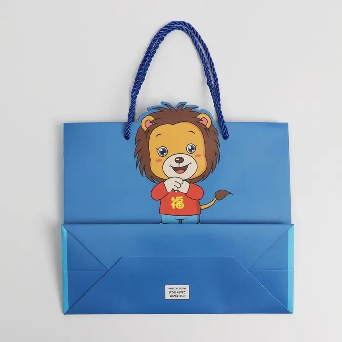 Пакет подарочный, упаковка, «Львёнок в кармашке», 23 х 9 Пакет подарочный, упаковка, «Львёнок в кармашке», 23 х 9