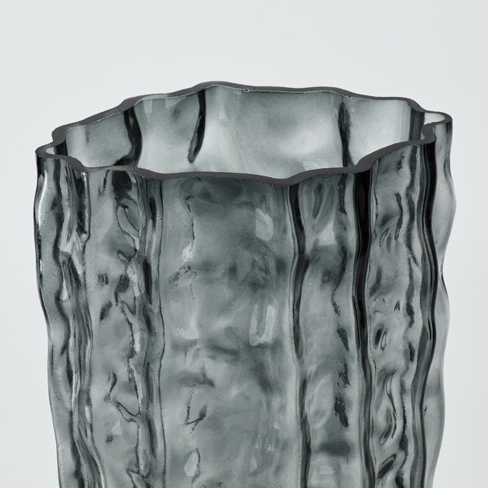 Ваза для цветов «Марбл блэк» из черного стекла 23×15×9 см Ваза для цветов «Марбл блэк» из черного стекла 23×15×9 см