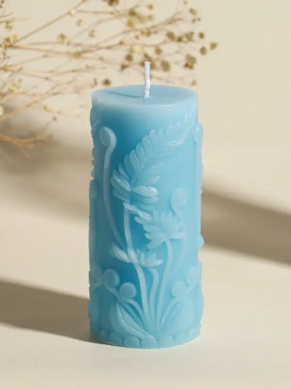 Свеча интерьерная Свеча интерьерная "Столбик. Экзотические растения" нежно-голубая 5х5х11,7 см