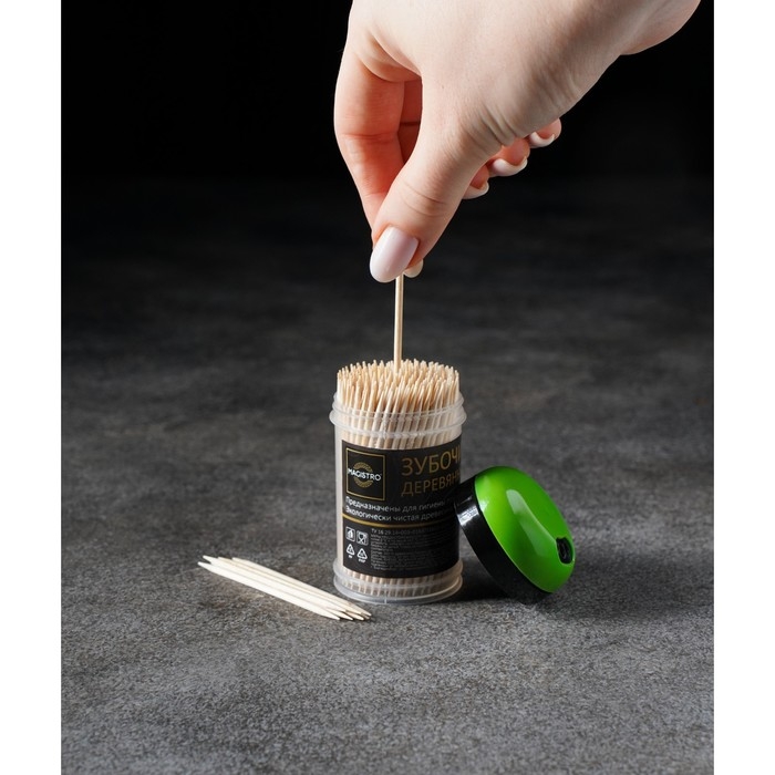 Зубочистки из берёзы Magistro, 200 шт, пластиковая баночка, крышка с дозатором Зубочистки из берёзы Magistro, 200 шт, пластиковая баночка, крышка с дозатором