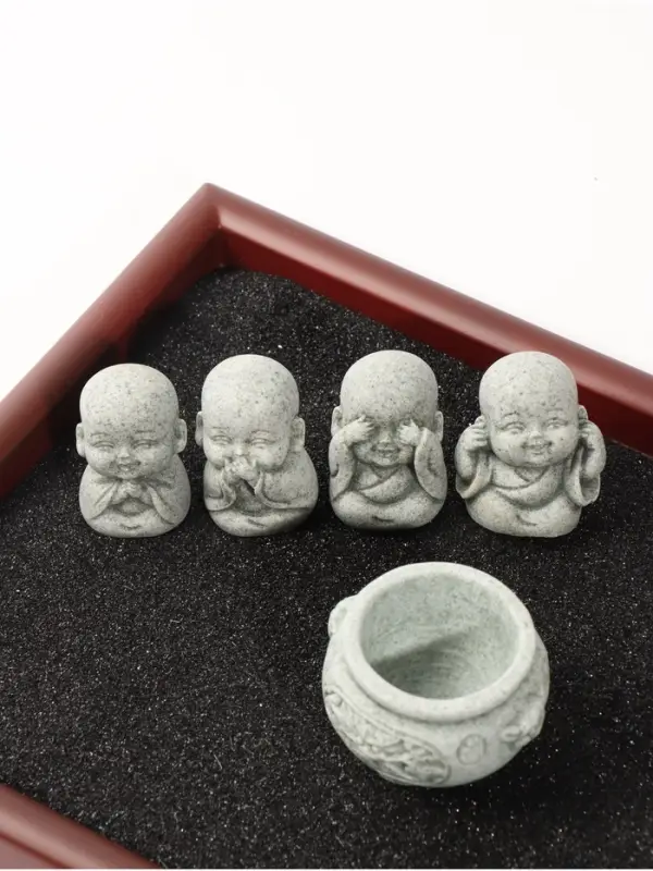 Сад камней &laquo;Четыре маленьких будды&raquo;, чёрный песок, 30&times;20&times;8 см