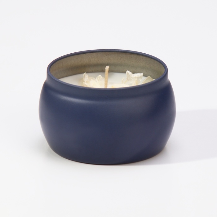 Свеча ароматическая из соевого воска с сухоцветом "Гардения" 4,5х6 см, 80 г