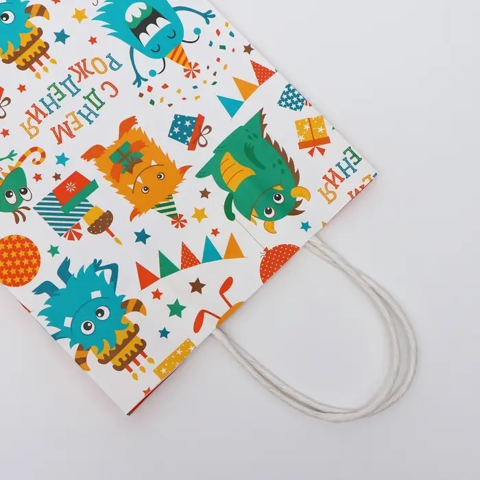 Пакет подарочный крафтовый «С Днём Рождения» 18×8×25 см, 120 г/м² Пакет подарочный крафтовый «С Днём Рождения» 18×8×25 см, 120 г/м²