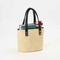 Сумка плетёная из пандана, 23&times;14&times;35 см, бежево-чёрная