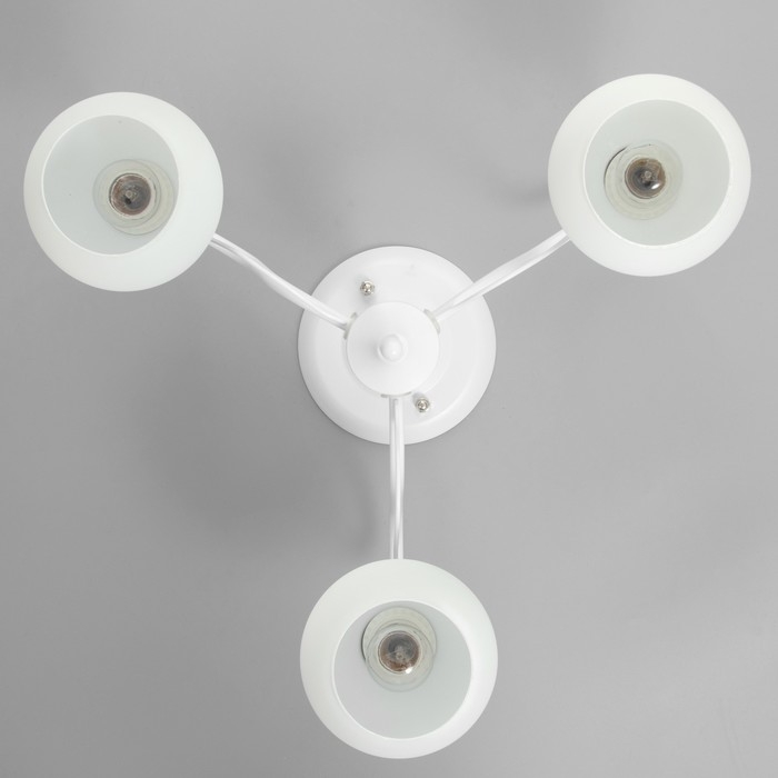 Люстра Люстра "Лиана" 3хЕ27 40Вт белый 55х55х36 см BayerLux